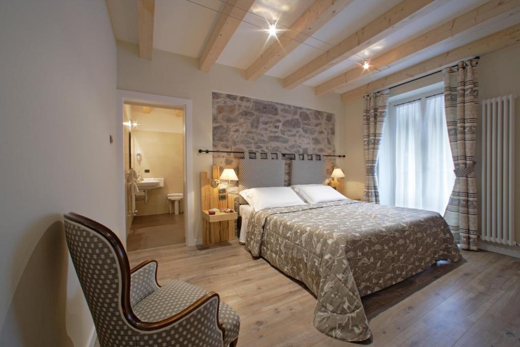 Hotel Savoia Dal 1924 San Martino Di Castrozza Room photo